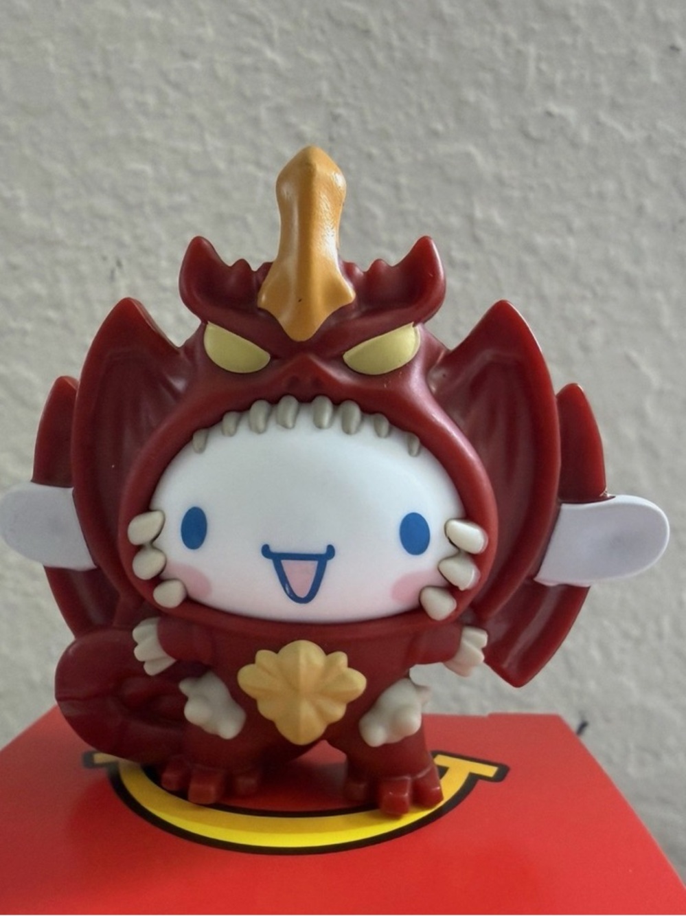 Happy Meal Hello Kitty Godzilla #6 Cinnamoroll x Destroyah - Picture 3 of 6